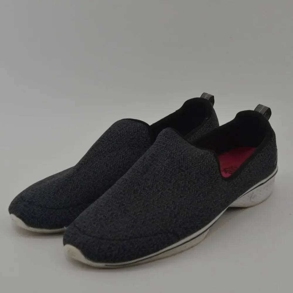 Skechers Size 6 Sneakers Fabric Comfort Size 8 Slip On - Picture 2 of 12